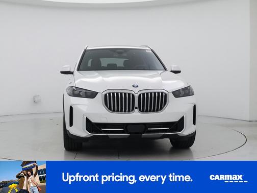 White 2024 BMW X5 sDrive40i