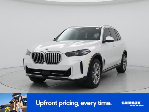 White 2024 BMW X5 sDrive40i