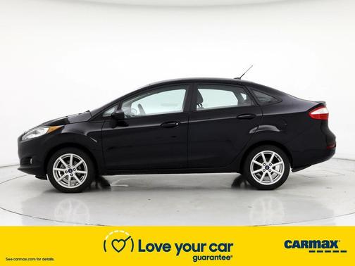 Photo 3 of 25 of 2019 Ford Fiesta SE
