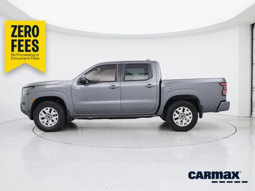 Gray 2022 Nissan Frontier SV