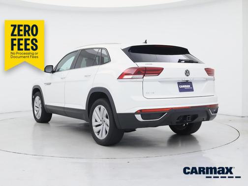 White 2023 Volkswagen Atlas Cross Sport SE w/Tech