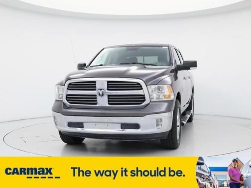 2016 RAM 1500 Bighorn
