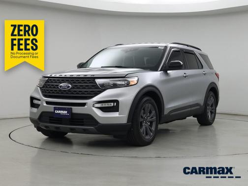 Silver 2024 Ford Explorer XLT