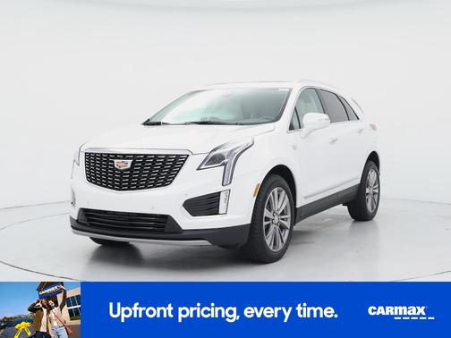 White 2024 Cadillac XT5 Premium Luxury