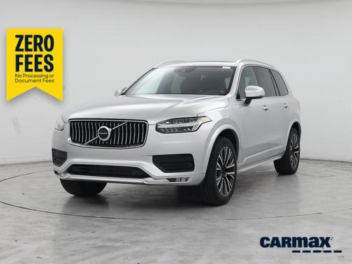 Silver 2022 Volvo XC90 T5 Momentum