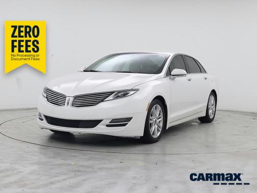 White 2016 Lincoln MKZ