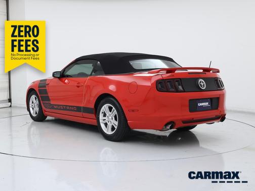 Red 2014 Ford Mustang