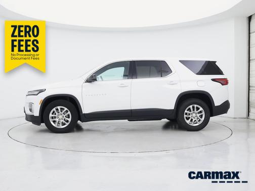 White 2022 Chevrolet Traverse LS