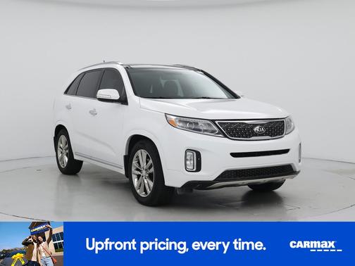 White 2015 Kia Sorento Limited