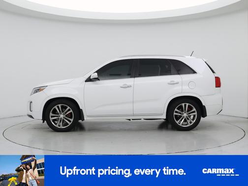 White 2015 Kia Sorento Limited