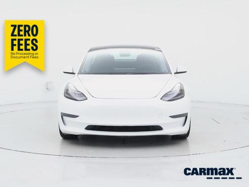 White 2022 Tesla Model 3