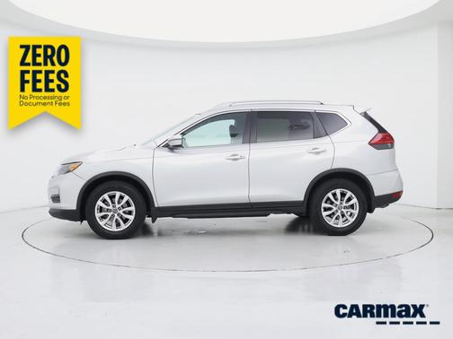 Silver 2017 Nissan Rogue SV