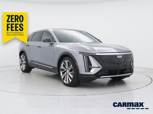 Gray 2024 Cadillac LYRIQ Luxury 3