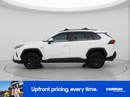 White 2022 Toyota RAV4 XLE
