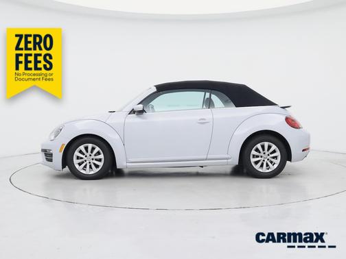White 2019 Volkswagen Beetle SE