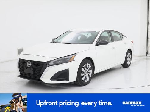 White 2024 Nissan Altima 2.5 S