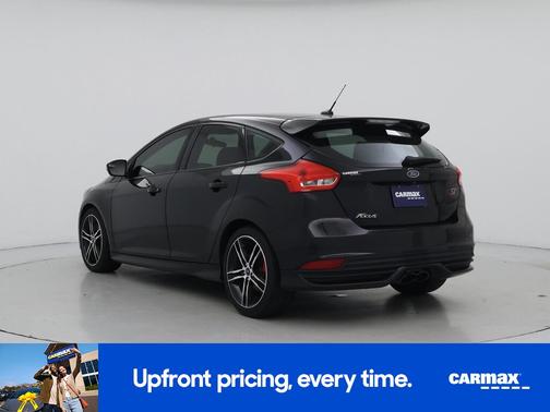 Black 2017 Ford Focus ST