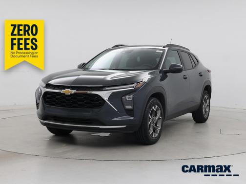 Green 2025 Chevrolet Trax LT