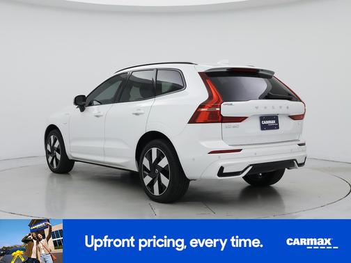 2024 Volvo XC60 Recharge Plug-In Hybrid T8 Plus Dark Theme