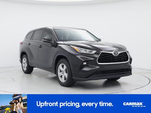 Brown 2020 Toyota Highlander LE