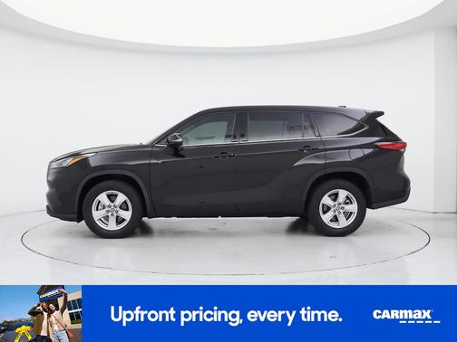 Brown 2020 Toyota Highlander LE