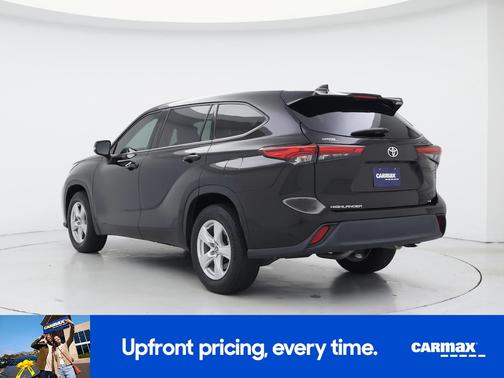 Brown 2020 Toyota Highlander LE