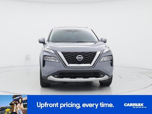 Gray 2022 Nissan Rogue Platinum