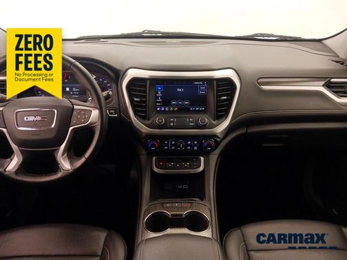 White 2023 GMC Acadia SLT