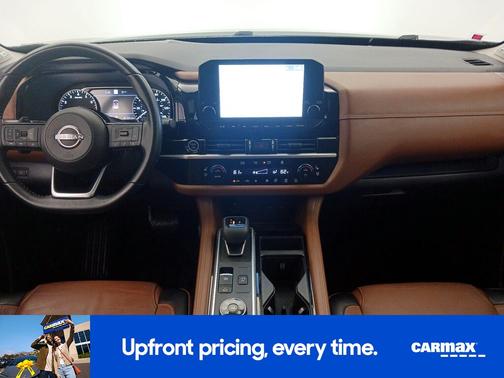 Green 2022 Nissan Pathfinder Platinum