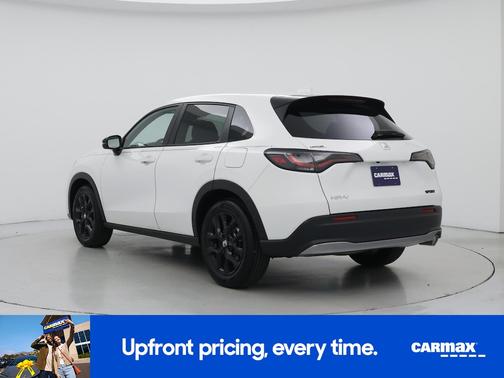 White 2025 Honda HR-V Sport