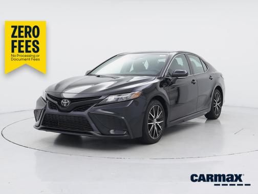 Black 2023 Toyota Camry SE