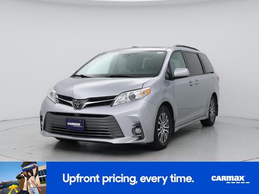 2020 Toyota Sienna XLE Premium