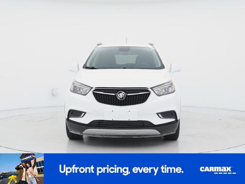 White 2022 Buick Encore Preferred