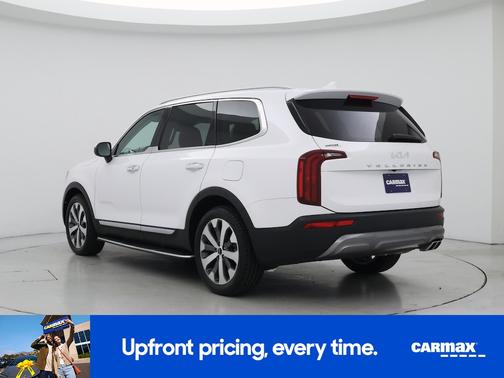 White 2022 Kia Telluride S