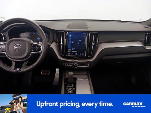 2020 Volvo XC60 Recharge Plug-In Hybrid T8 R-Design