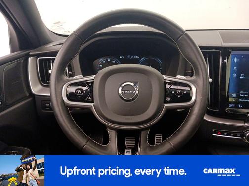 2020 Volvo XC60 Recharge Plug-In Hybrid T8 R-Design