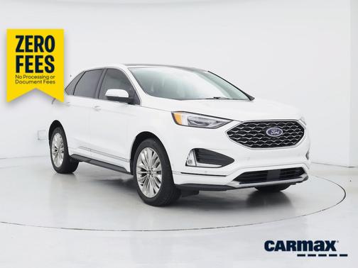 White 2024 Ford Edge Titanium