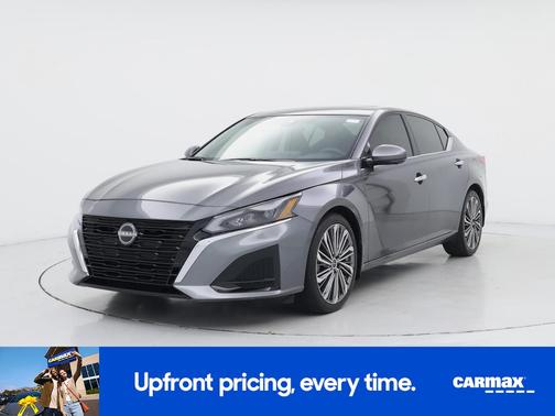 Gray 2025 Nissan Altima SL