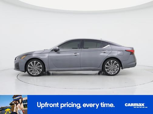 Gray 2025 Nissan Altima SL