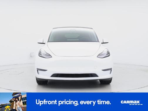 White 2023 Tesla Model Y
