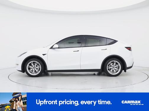 White 2023 Tesla Model Y