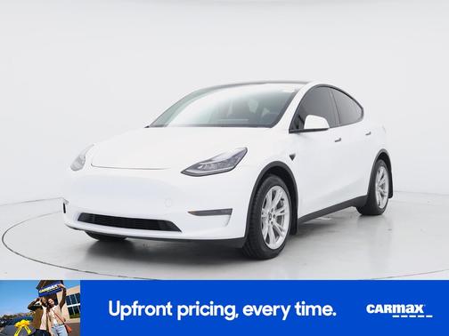 White 2023 Tesla Model Y