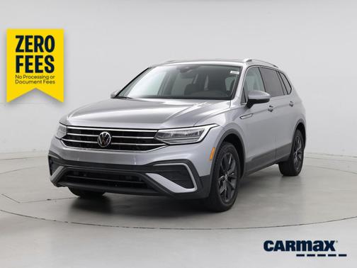 Silver 2022 Volkswagen Tiguan SE