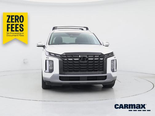 White 2024 Hyundai PALISADE Limited