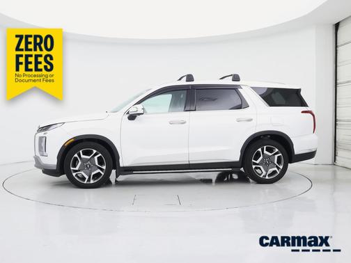 White 2024 Hyundai PALISADE Limited