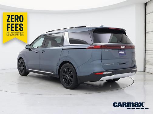 Blue 2022 Kia Carnival SX