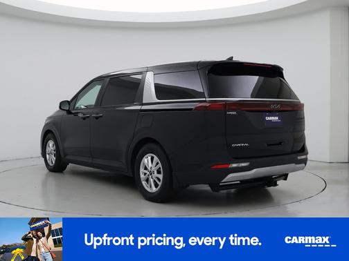 2023 Kia Carnival LX Seat Package