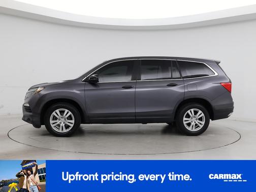 Gray 2017 Honda Pilot LX