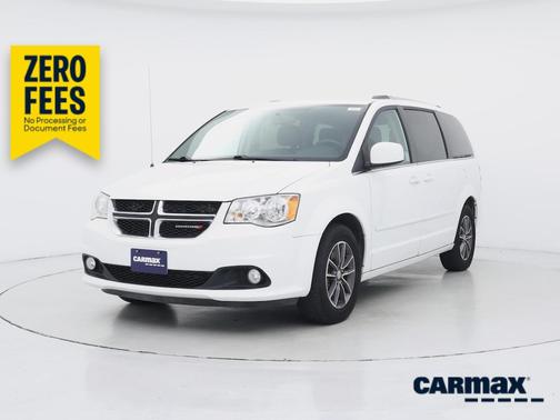 White 2017 Dodge Grand Caravan SXT