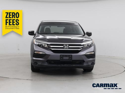 Gray 2017 Honda Pilot LX
